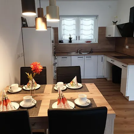 Punkt15 - Modern - Rollstuhlgerecht Apartment